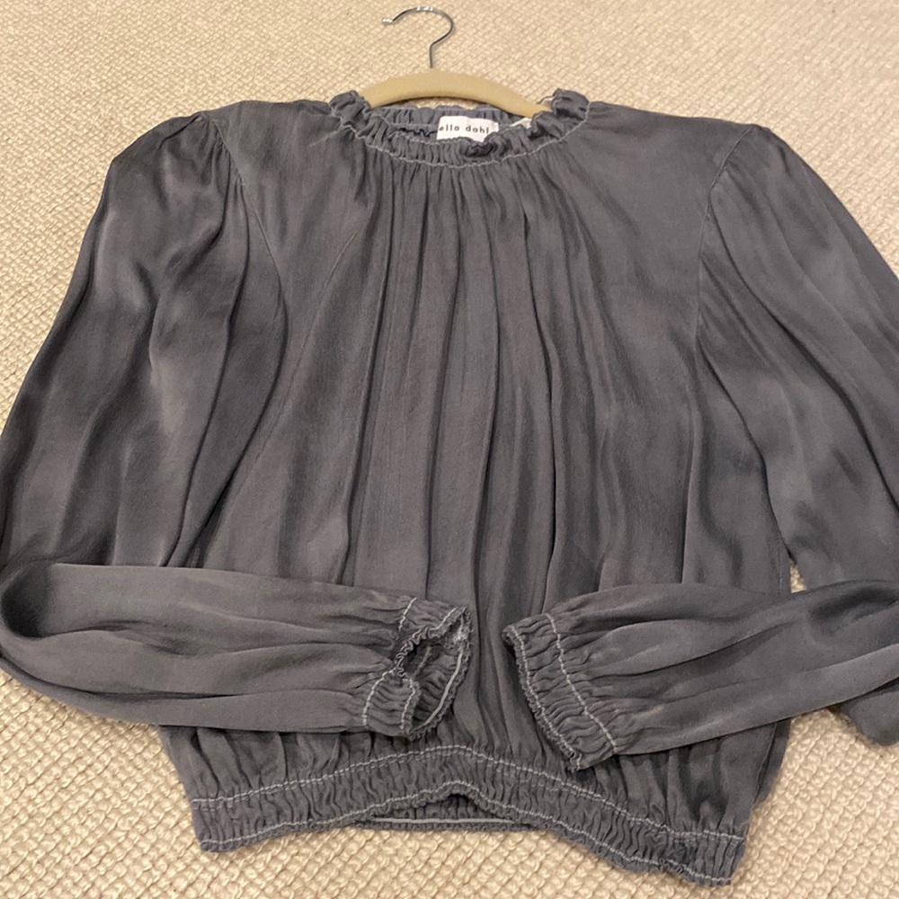 Bella Dahl XS gray top EUC Long sleeve